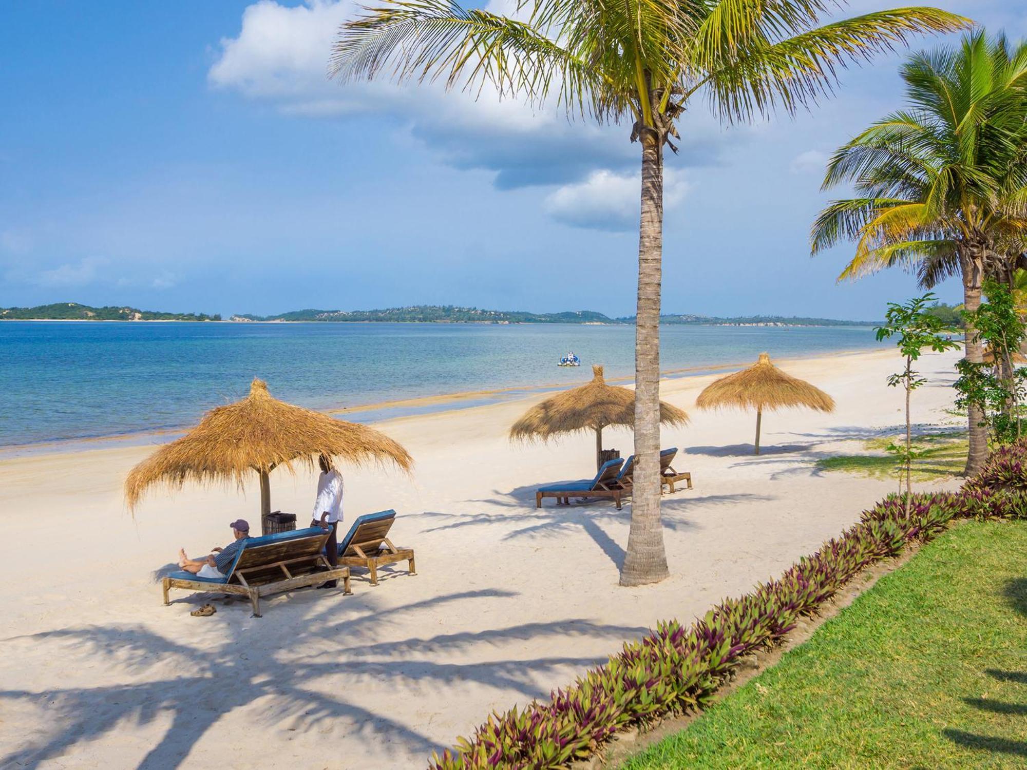 San Martinho Beach Club Vila Praia Do Bilene Екстер'єр фото