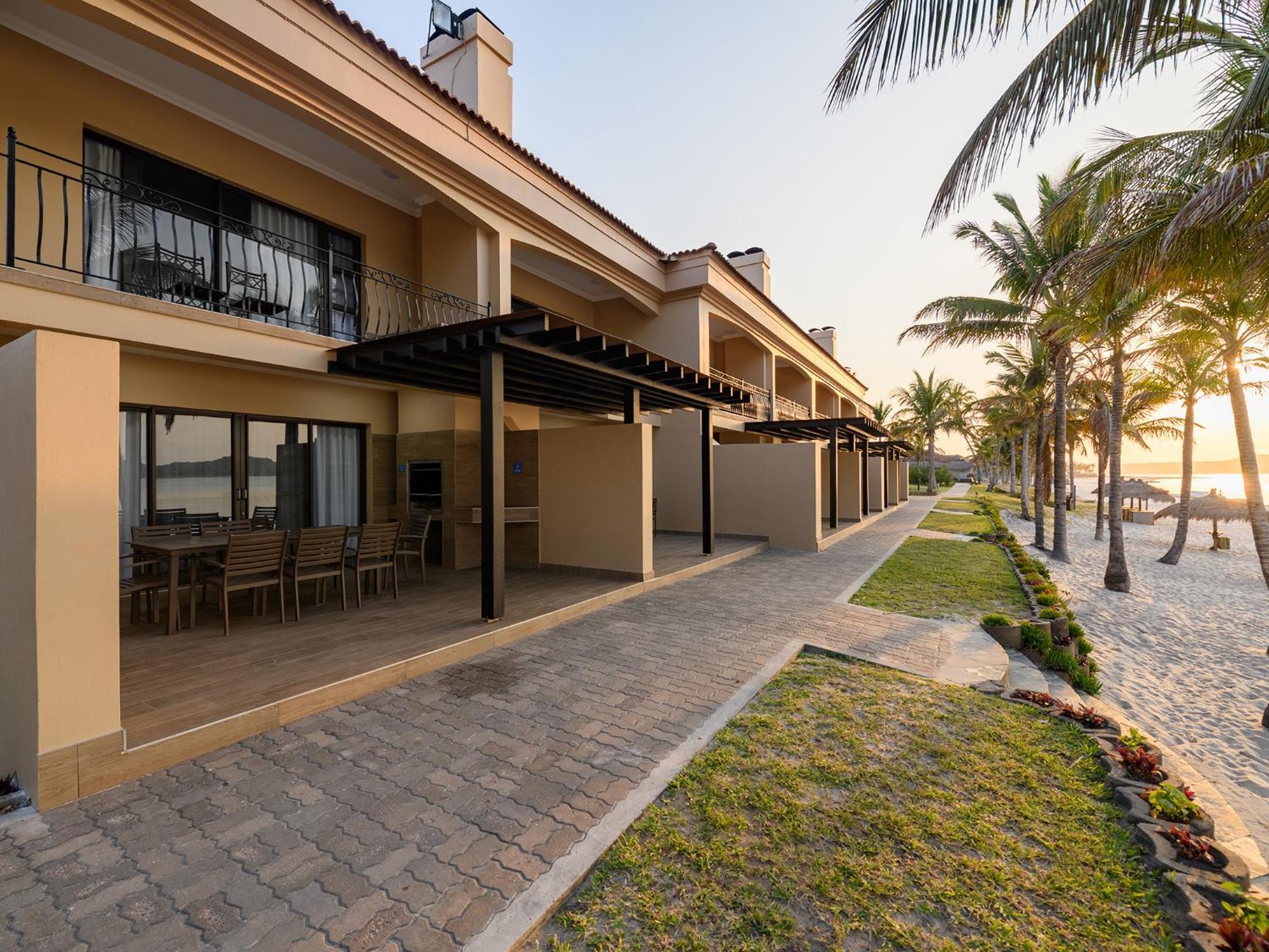 San Martinho Beach Club Vila Praia Do Bilene Номер фото